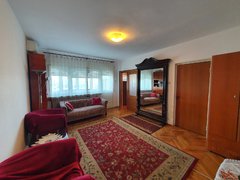 Unirii Central, Str. Traian